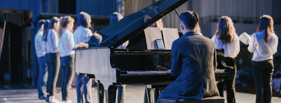 Piano recital with choir