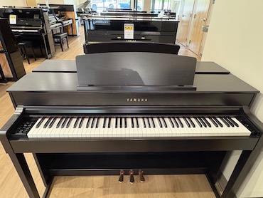 yamaha CLP545