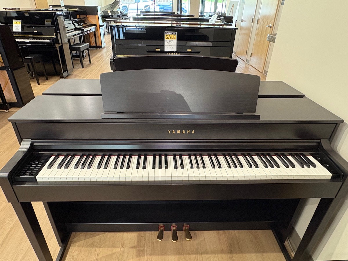 Yamaha CLP-545R