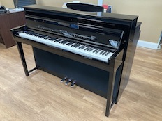 Yamaha CLP-685