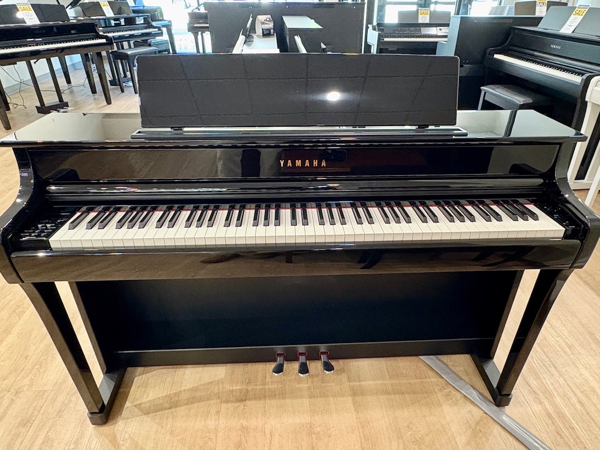 Yamaha CLP-845PE
