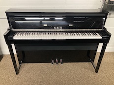 Yamaha NU1X