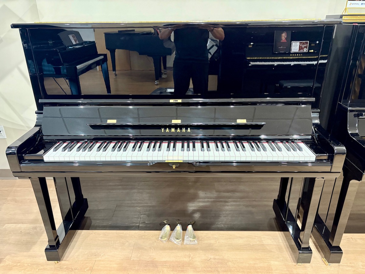 Yamaha SU7