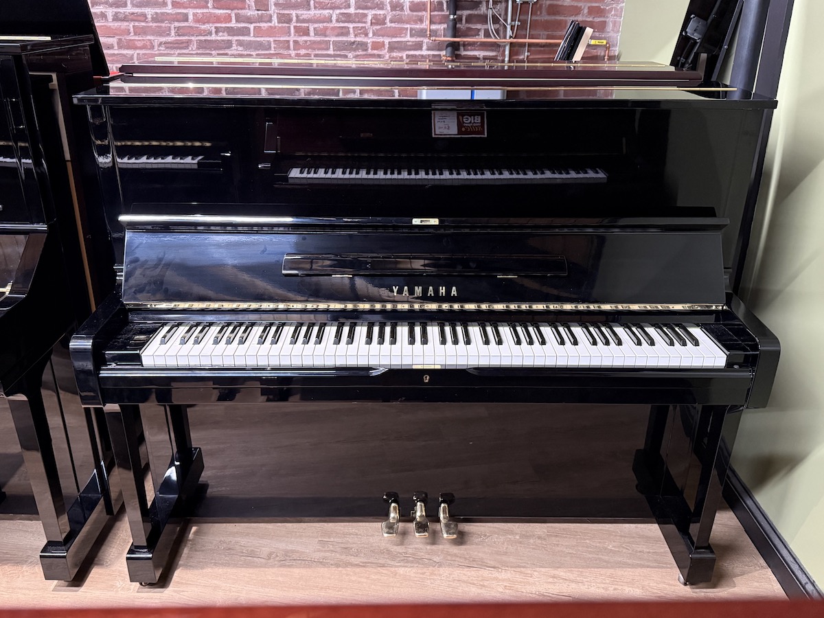 Yamaha U1