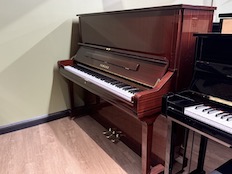 Yamaha U3