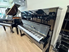 Yamaha U3