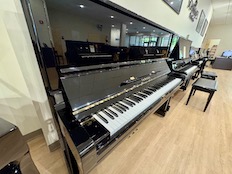 Yamaha U3